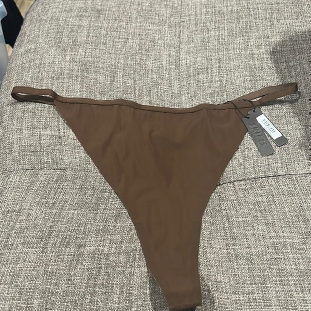 Skims Jelly Sheer String Thong